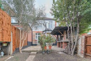 Photo 15- click for photo gallery